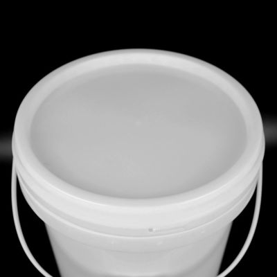 ποιότητας  Leakproof White Plastic Oil Bucket With Lid Heat Resistant εργοστάσιο
